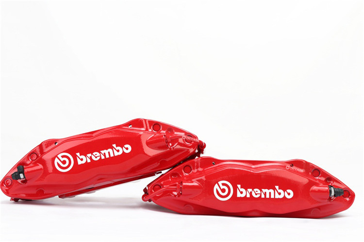 brembo 特斯拉大四活塞刹车