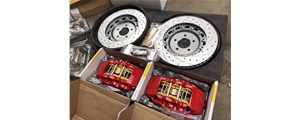 英菲尼迪Q50升级AP Racing CP9040六活塞刹车套装