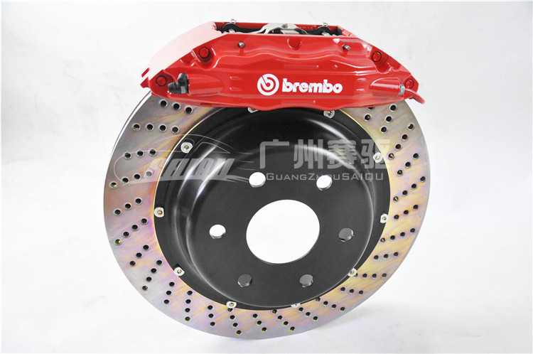 起亚K5升级BREMBO F50大四活塞卡钳刹车套装 K5专用4活塞鲍鱼 提高行车安全